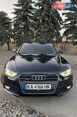 Седан Audi A4 2013 в 