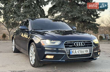 Седан Audi A4 2013 в 