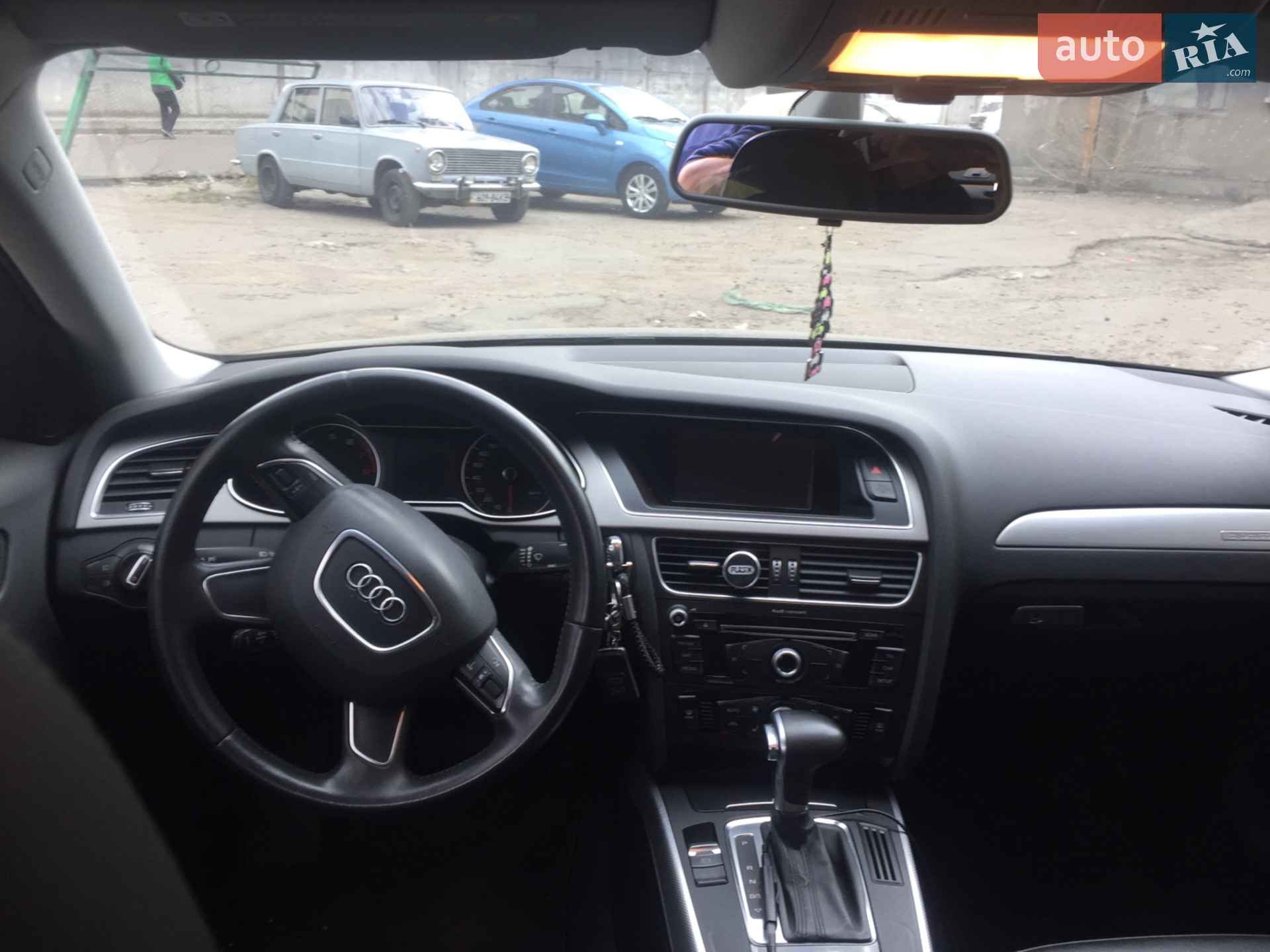 2012 Audi A4 - мініатюра 11
