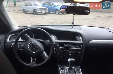 Седан Audi A4 2012 в 