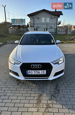 Универсал Audi A4 2018 в 