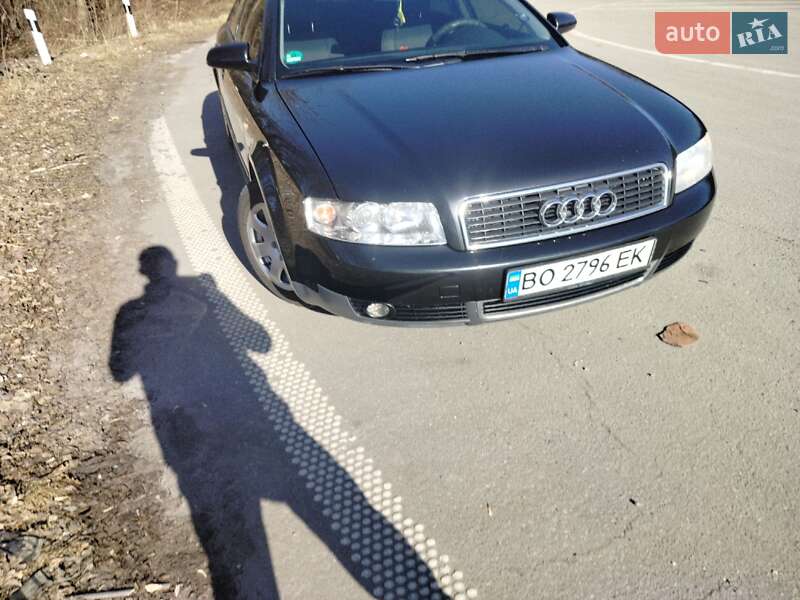 Седан Audi A4 2001 в Бродах