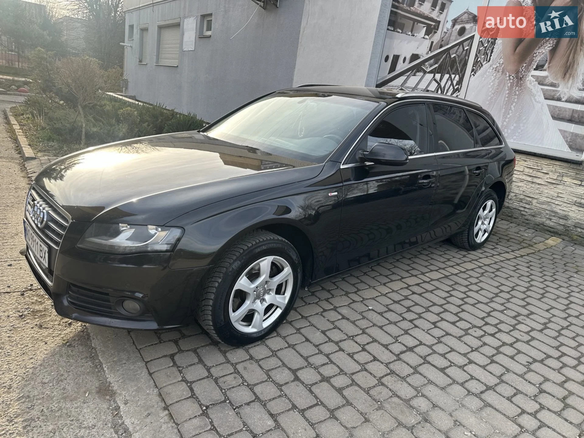 2010 Audi A4 - мініатюра 2