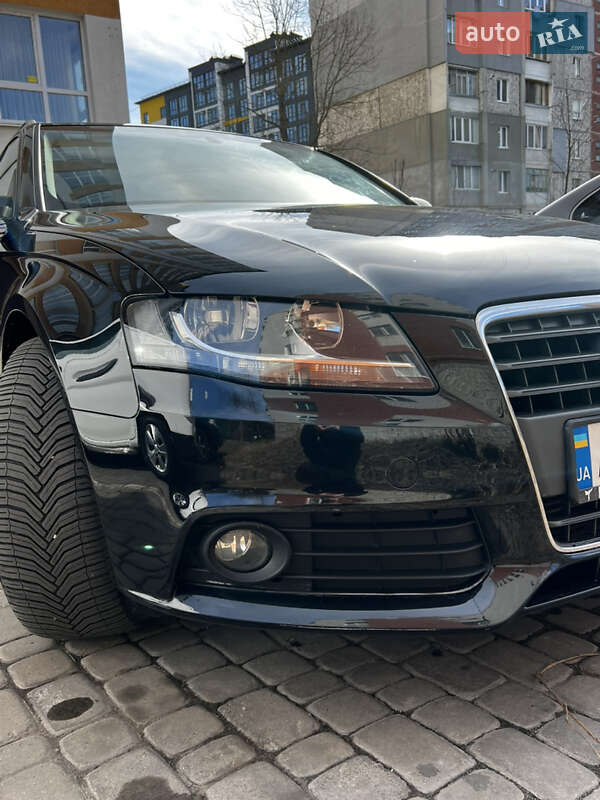 Универсал Audi A4 2011 в Ивано-Франковске
