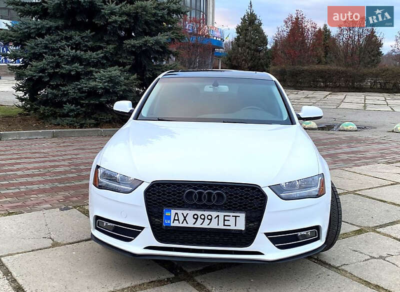 Седан Audi A4 2014 в Виннице