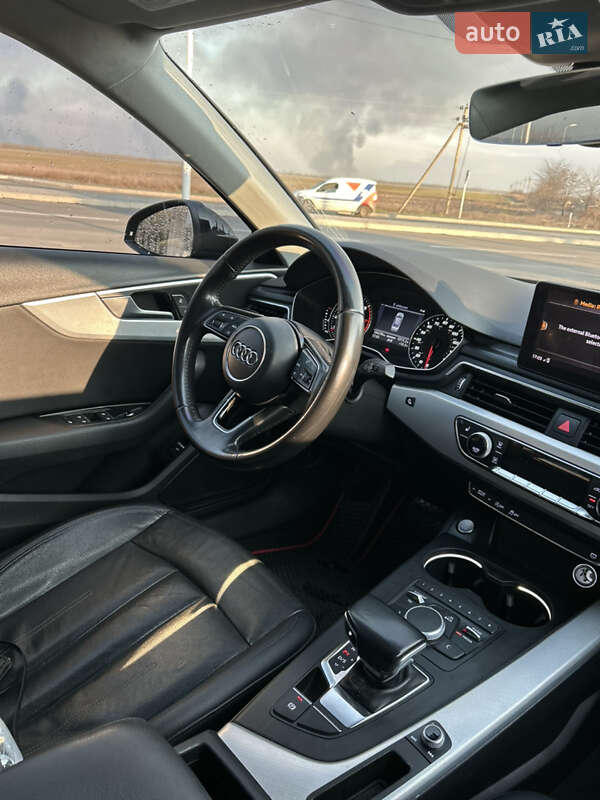 Седан Audi A4 2016 в Измаиле