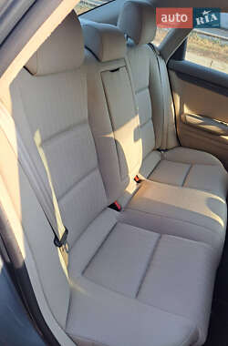 Седан Audi A4 2004 в Лохвице