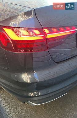 Седан Audi A4 2023 в 