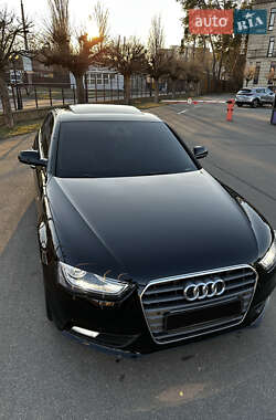 Седан Audi A4 2015 в Киеве