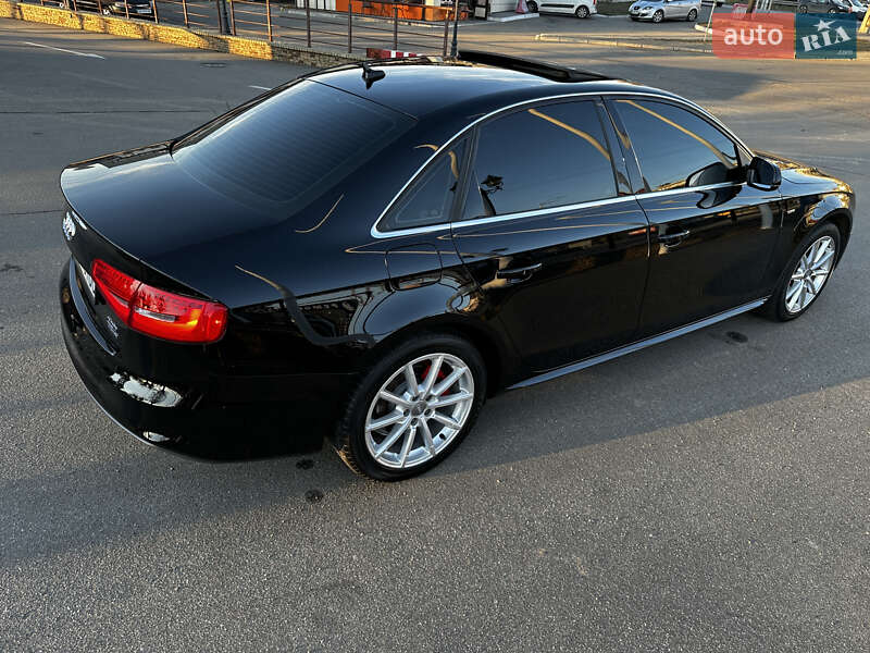 Седан Audi A4 2015 в Киеве