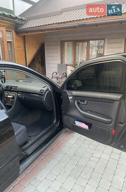 Седан Audi A4 2002 в 
