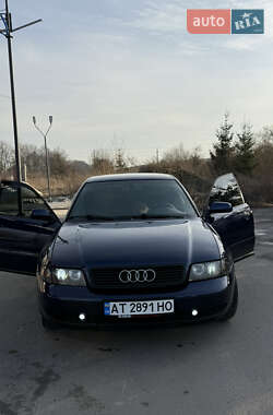 Седан Audi A4 1998 в Івано-Франківську