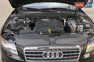 Седан Audi A4 2012 в Днепре