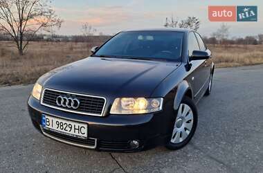 Седан Audi A4 2004 в Кременчуці