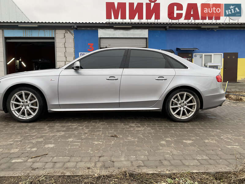 Седан Audi A4 2015 в Харькове