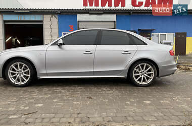 Седан Audi A4 2015 в 