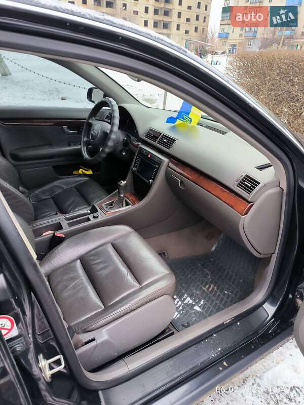 Седан Audi A4 2004 в Балаклее
