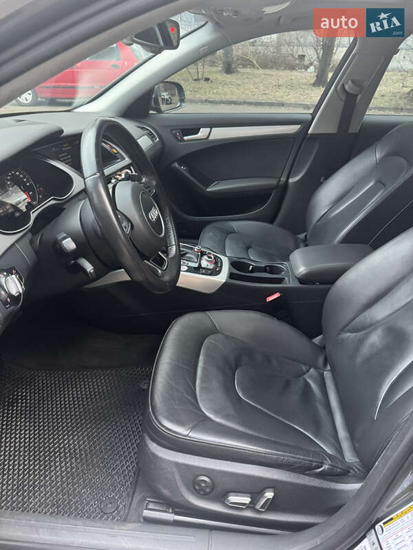 Седан Audi A4 2014 в Черкассах