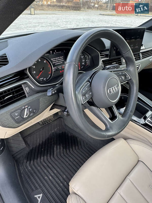 Седан Audi A4 2020 в Киеве