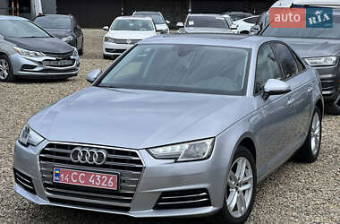 Седан Audi A4 2017 в 