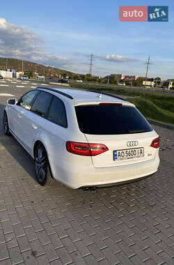 Универсал Audi A4 2013 в 