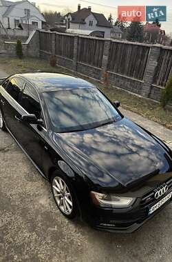 Седан Audi A4 2013 в 
