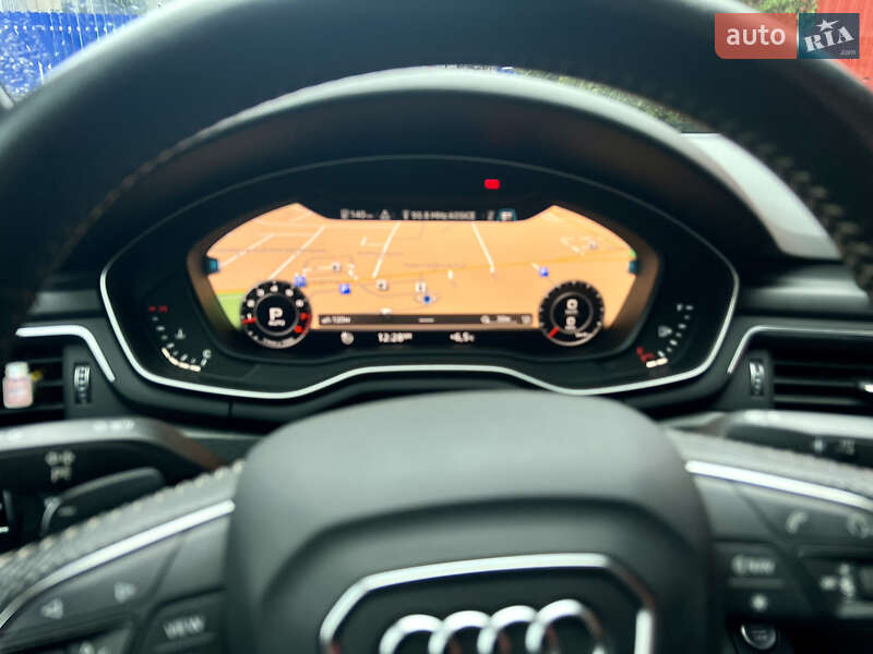 Седан Audi A4 2017 в Ужгороде