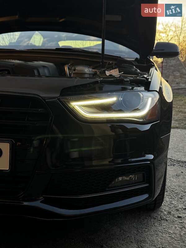 Седан Audi A4 2013 в Житомирі