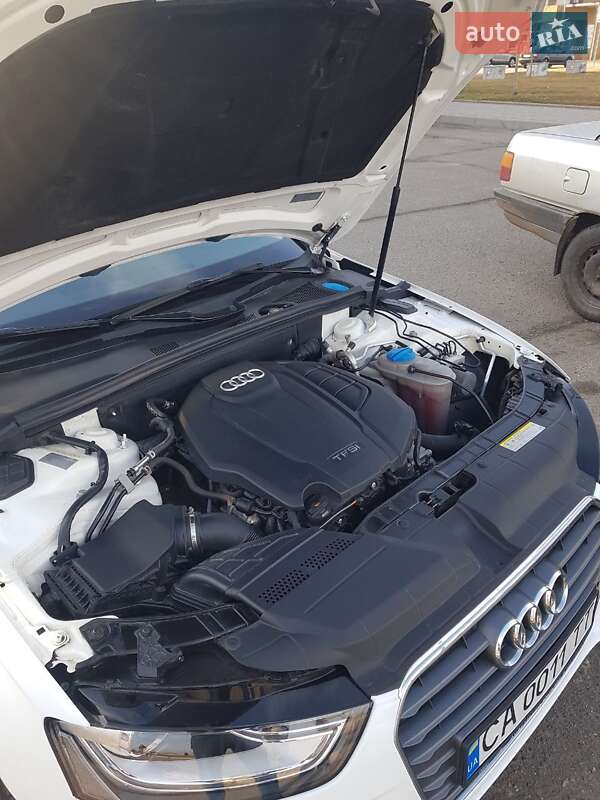 Седан Audi A4 2012 в Черкассах