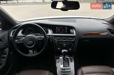 Седан Audi A4 2012 в 