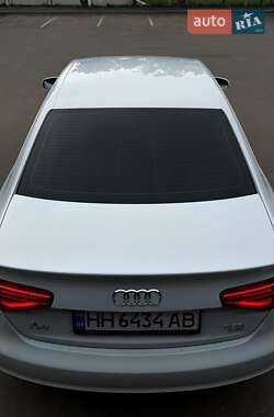 Седан Audi A4 2012 в 