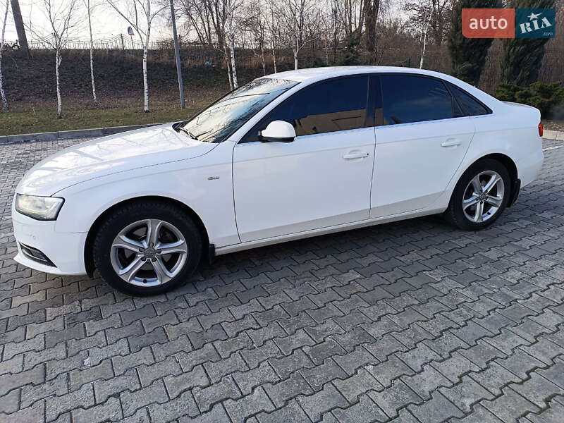 Седан Audi A4 2012 в Павлограде