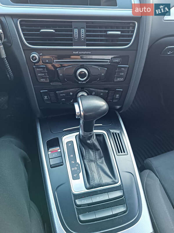 Седан Audi A4 2012 в Павлограде