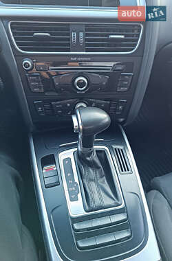 Седан Audi A4 2012 в 