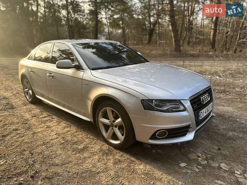 Седан Audi A4 2011 в Киеве