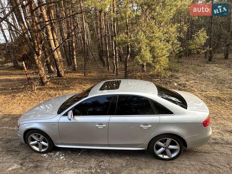 Седан Audi A4 2011 в Киеве