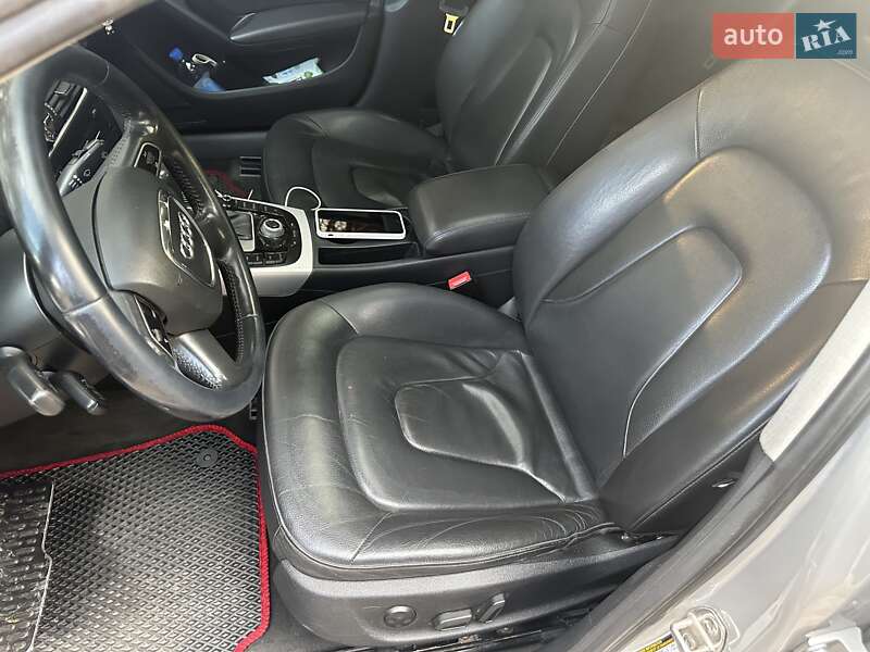 Седан Audi A4 2011 в Киеве