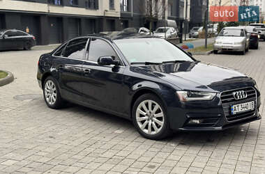 Седан Audi A4 2013 в Івано-Франківську