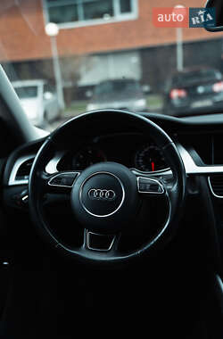 Седан Audi A4 2015 в 