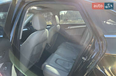 Седан Audi A4 2012 в 