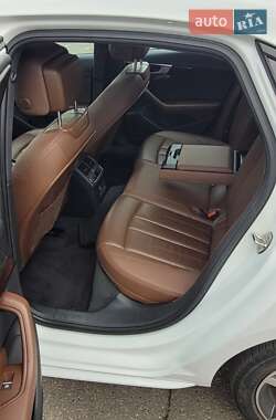 Седан Audi A4 2016 в 