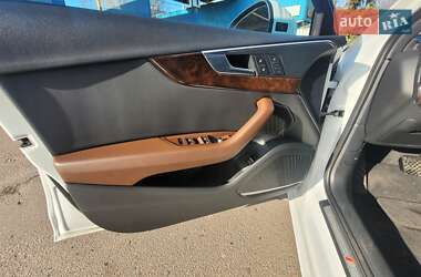 Седан Audi A4 2016 в 