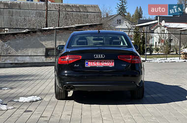 Седан Audi A4 2015 в Долине