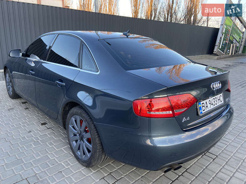 Седан Audi A4 2009 в Кропивницком