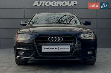 Седан Audi A4 2013 в 