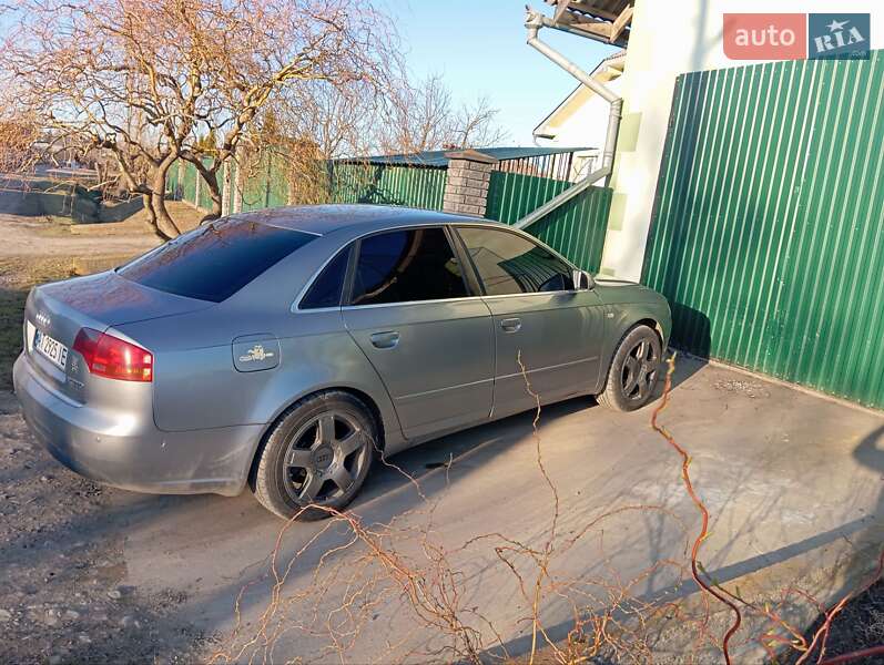 Седан Audi A4 2004 в Городенке
