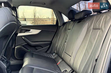 Седан Audi A4 2016 в 