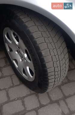 Универсал Audi A4 2001 в 