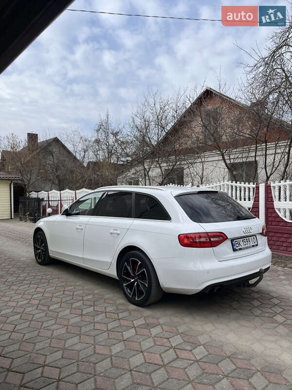 Универсал Audi A4 2013 в Ровно