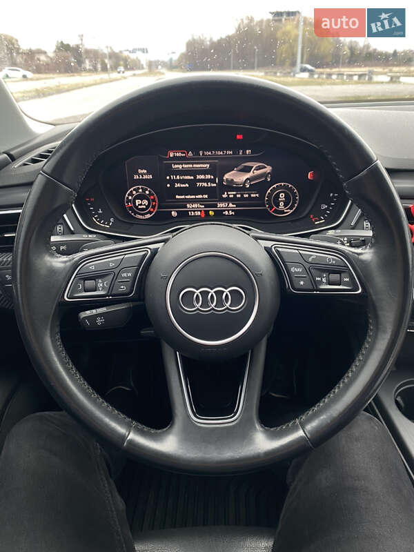 Седан Audi A4 2016 в Львове